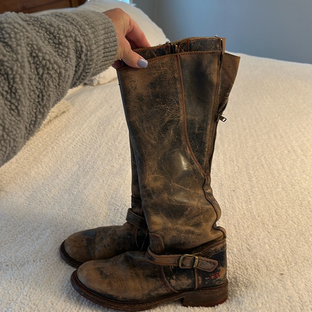 Bed Stu bench made leather boots